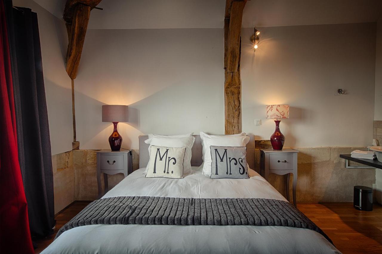 Hotel & Spa Chai De La Paleine Le Puy-Notre-Dame Dış mekan fotoğraf