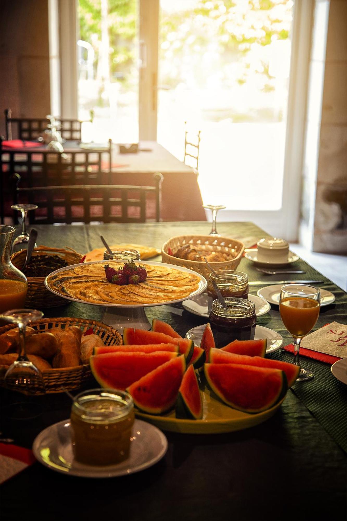 Hotel & Spa Chai De La Paleine Le Puy-Notre-Dame Dış mekan fotoğraf