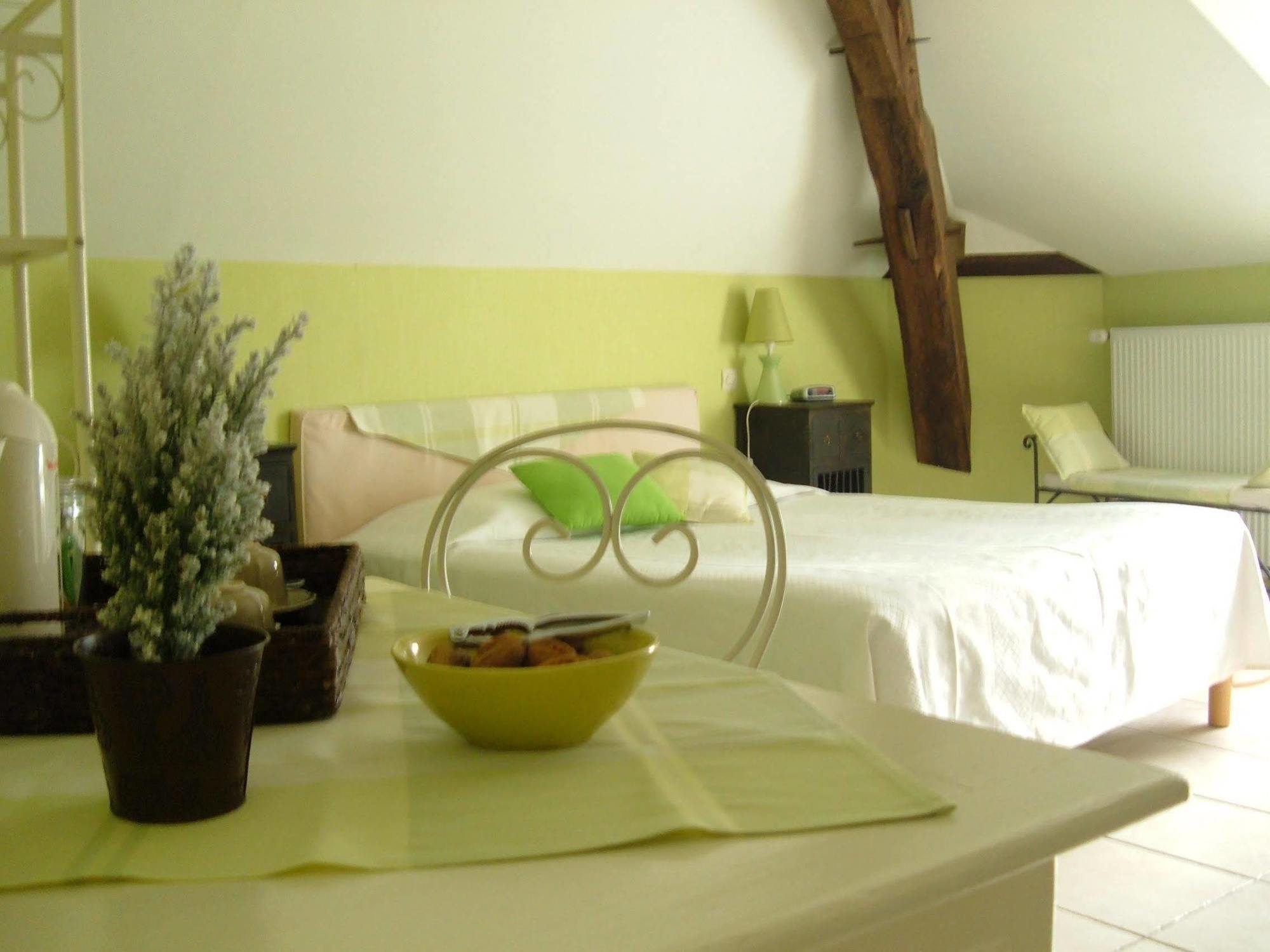 Hotel & Spa Chai De La Paleine Le Puy-Notre-Dame Dış mekan fotoğraf