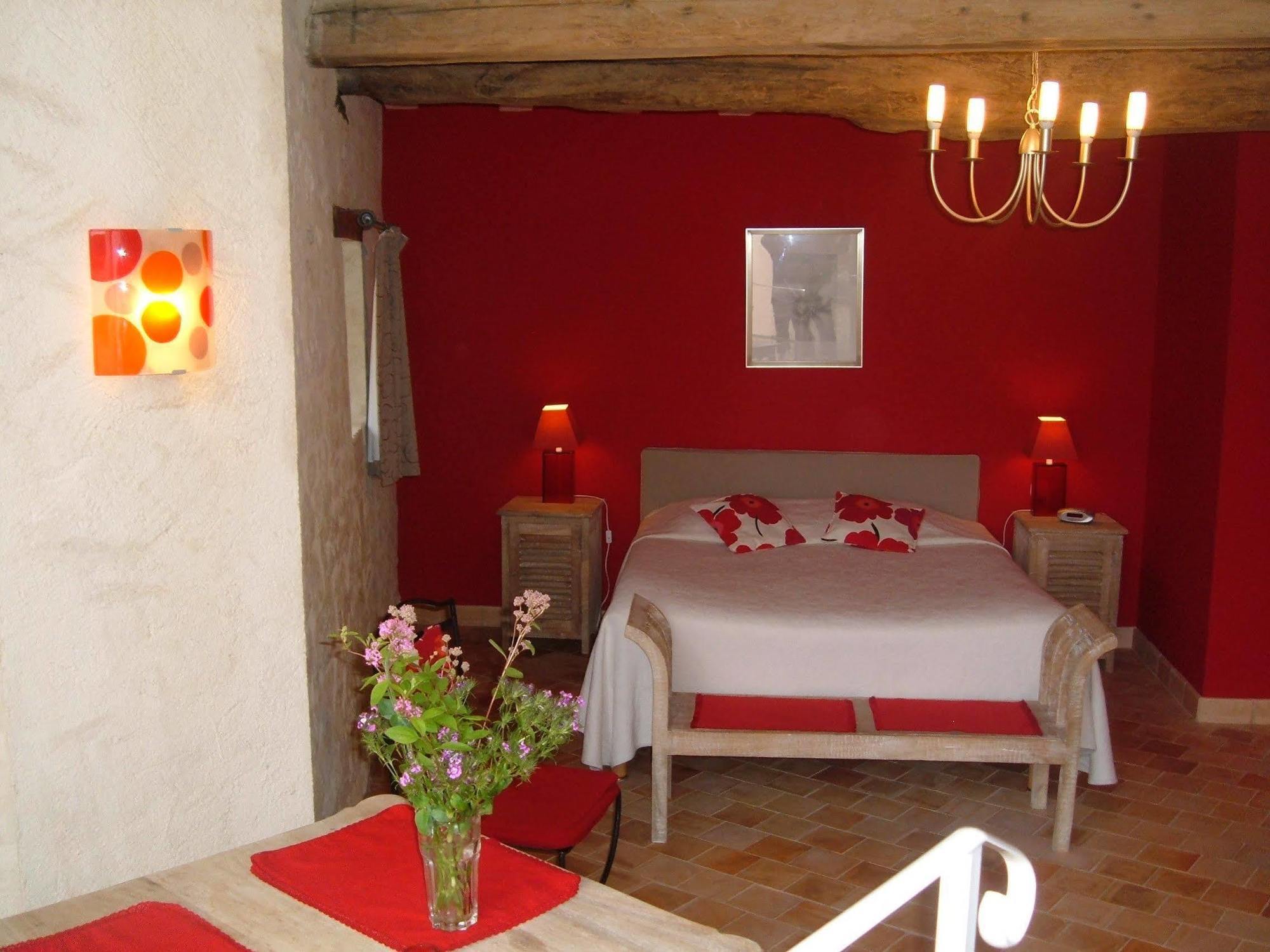 Hotel & Spa Chai De La Paleine Le Puy-Notre-Dame Dış mekan fotoğraf