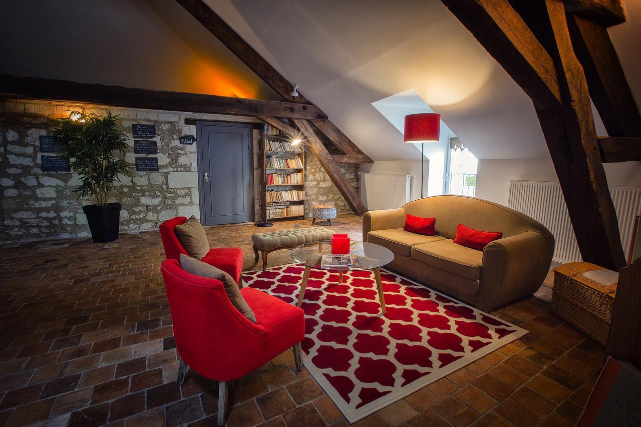 Hotel & Spa Chai De La Paleine Le Puy-Notre-Dame Dış mekan fotoğraf