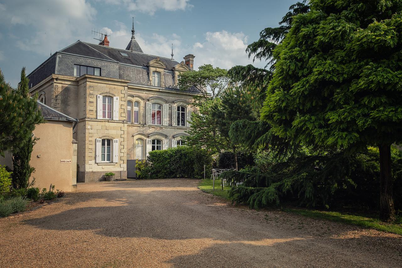 Hotel & Spa Chai De La Paleine Le Puy-Notre-Dame Dış mekan fotoğraf
