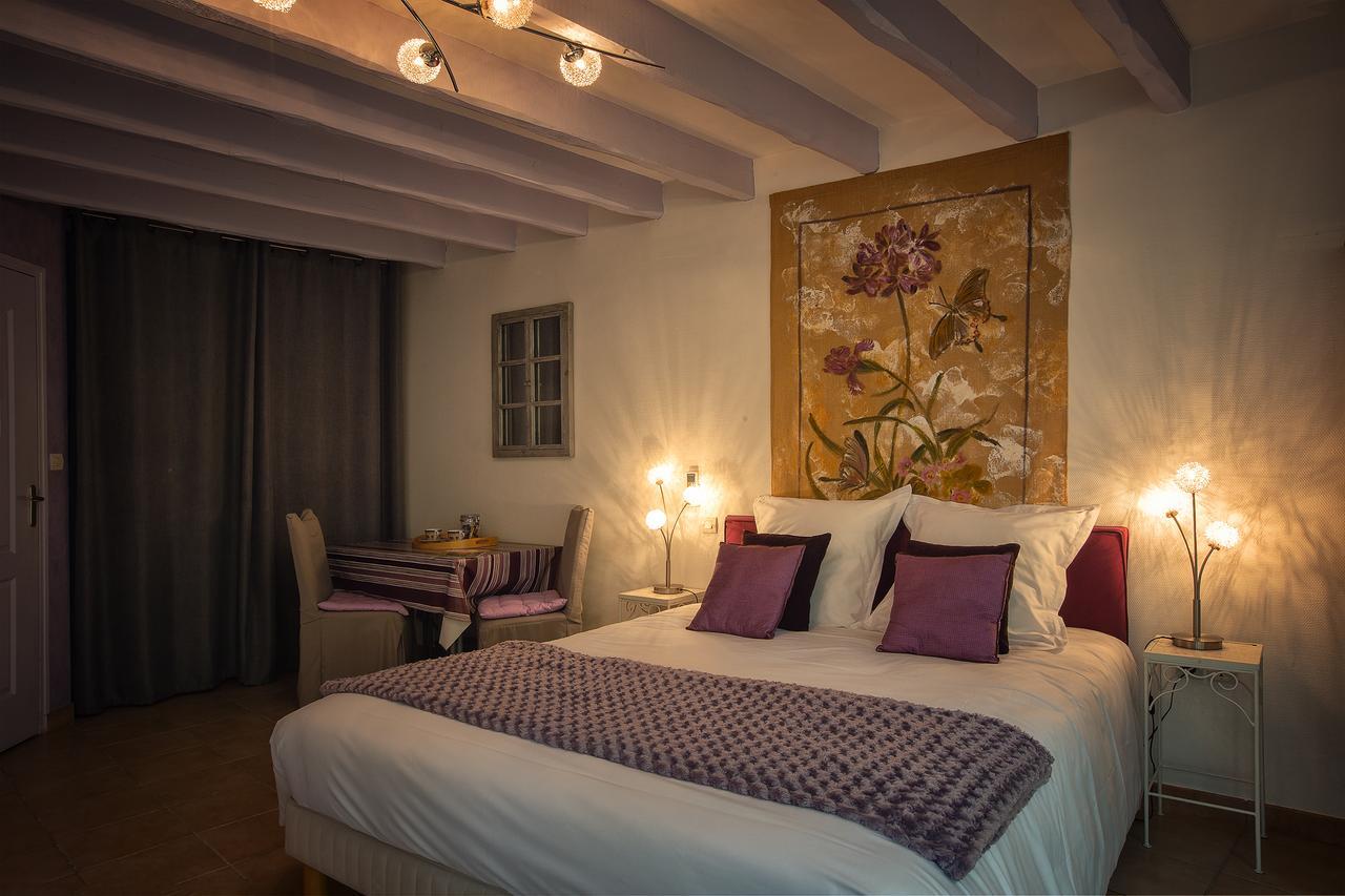 Hotel & Spa Chai De La Paleine Le Puy-Notre-Dame Dış mekan fotoğraf
