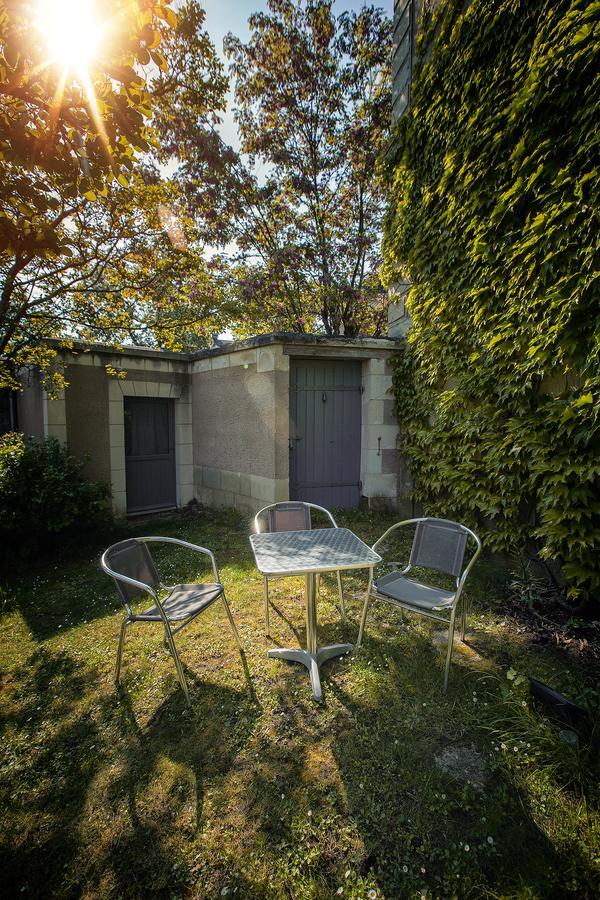 Hotel & Spa Chai De La Paleine Le Puy-Notre-Dame Dış mekan fotoğraf