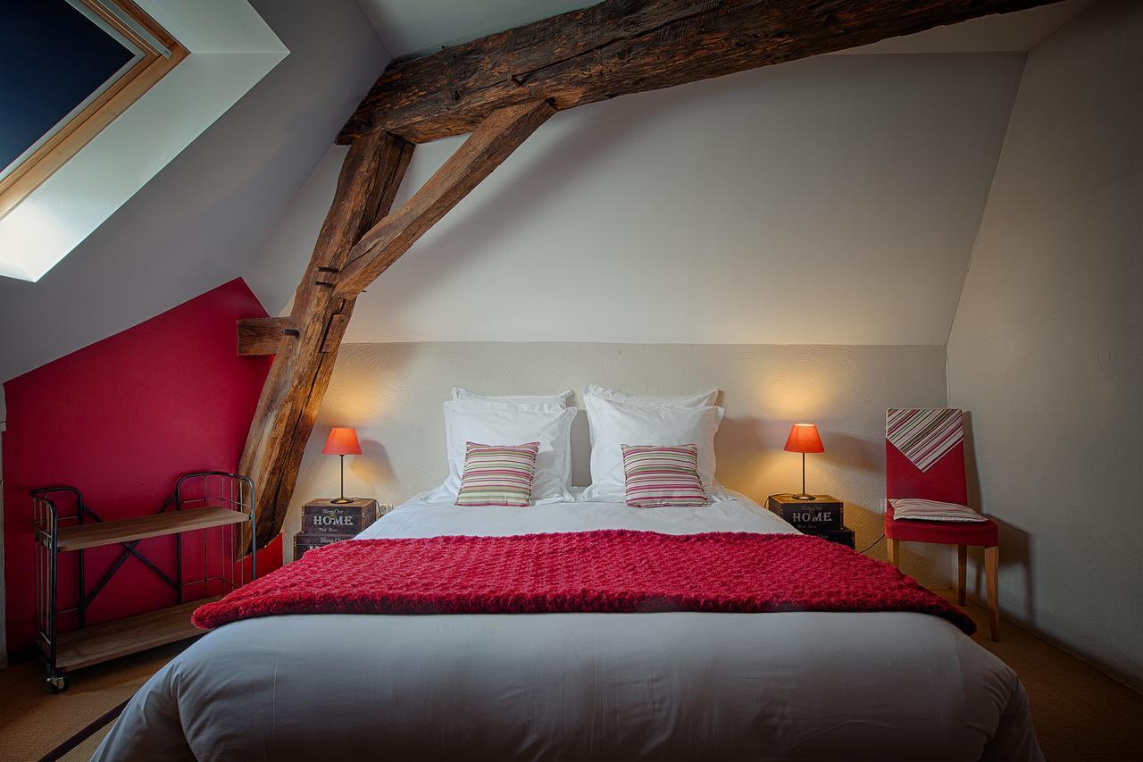 Hotel & Spa Chai De La Paleine Le Puy-Notre-Dame Dış mekan fotoğraf
