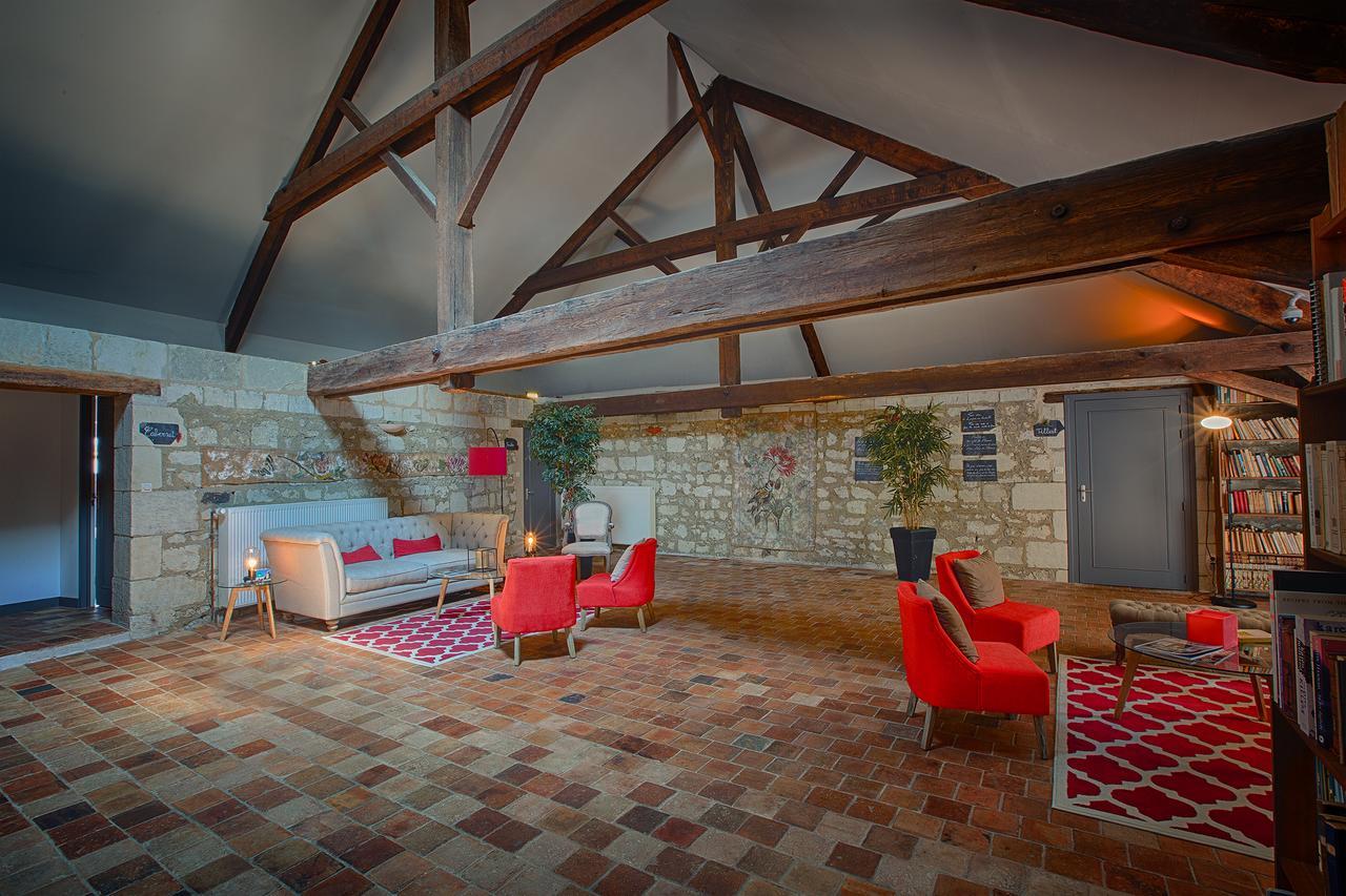 Hotel & Spa Chai De La Paleine Le Puy-Notre-Dame Dış mekan fotoğraf